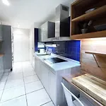 Luxury San Prudencio Apartment