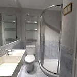 Luxury San Prudencio Apartment